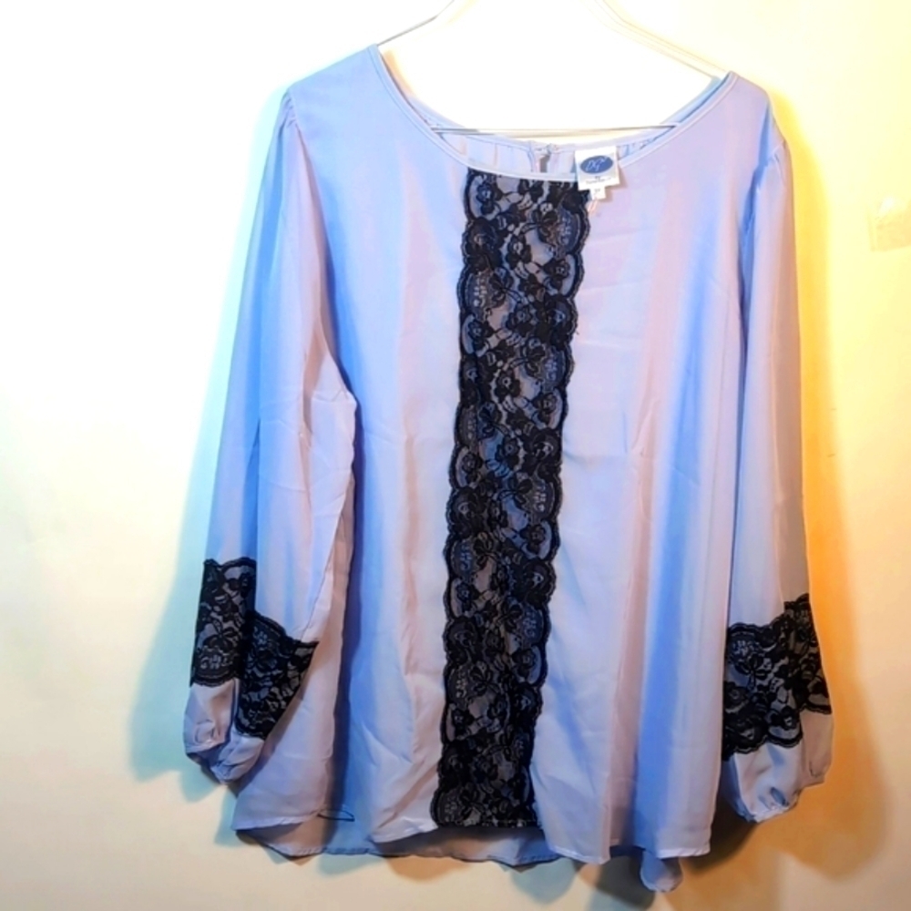 Diane Gilman Lilac long sleeve with lace Blouse Size 3XL